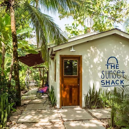 Отель The Sunset Shack Носара Экстерьер фото